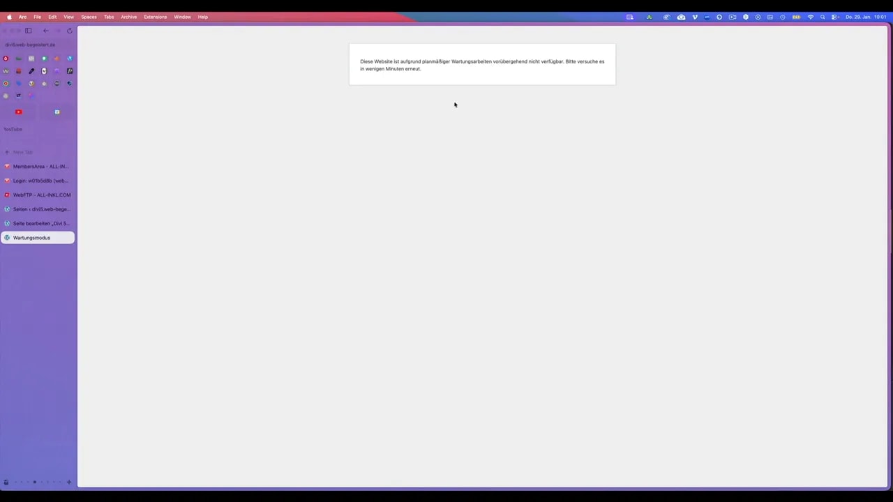 Klare Desktop-Screenshot mit zentraler Wartungsmodus-Benachrichtigung: ‚Diese Website ist aufgrund planmäßiger Wartungsarbeiten vorübergehend nicht verfügbar‘.