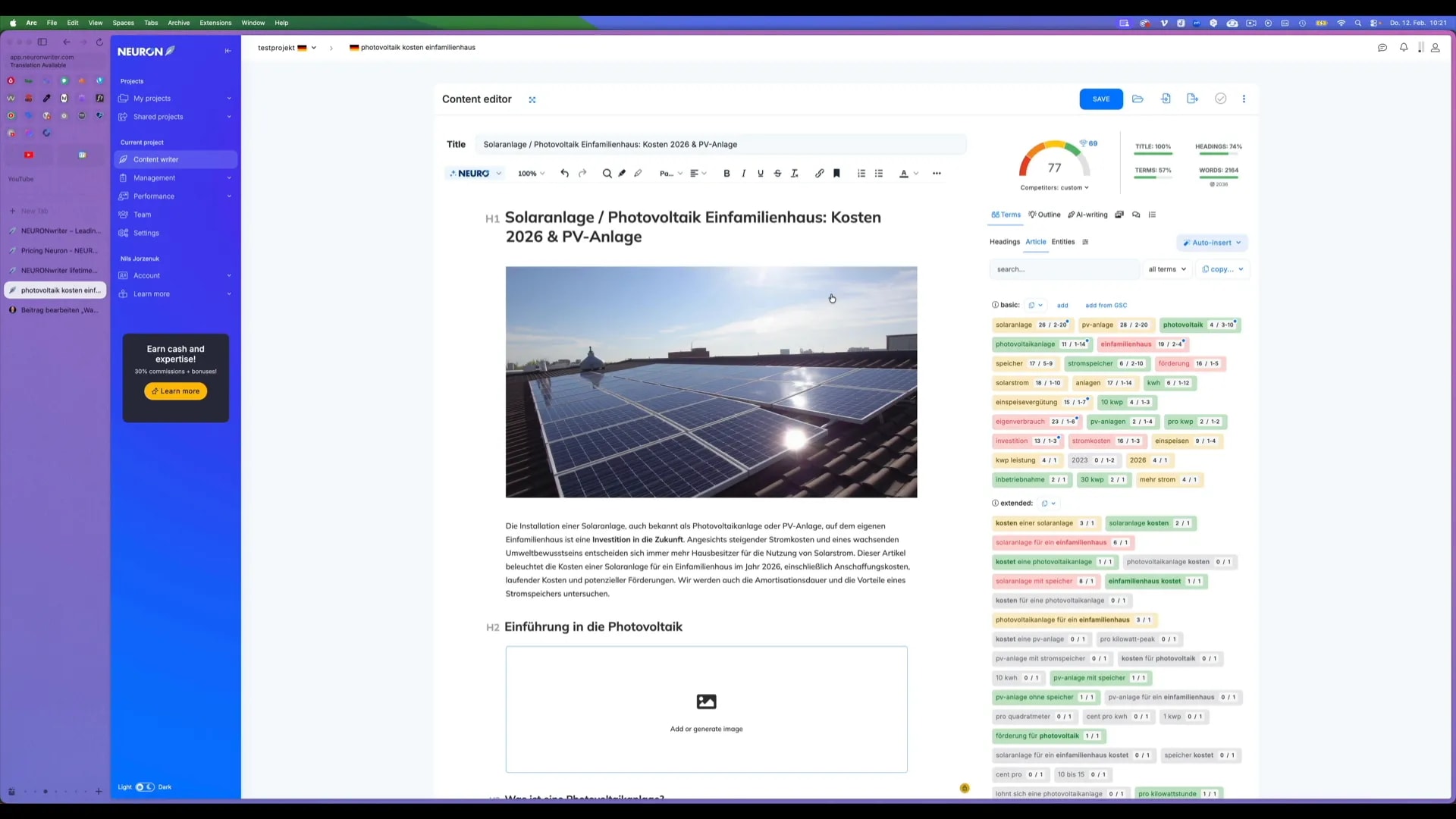 NeuronWriter Einfüge-Dialog mit geöffnetem AI-Generate-Menü, das Stiloptionen wie cartoon und photograph sowie Alt-Text-Feld zeigt