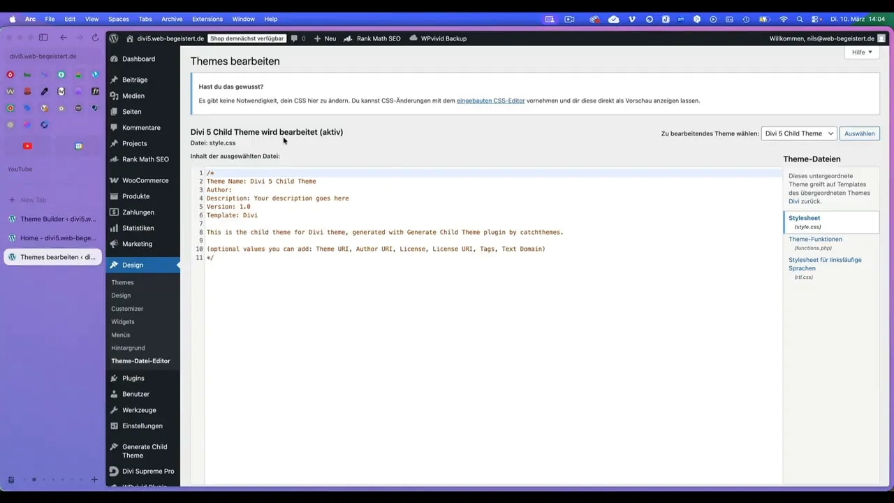 Theme-Datei-Editor mit geöffnetem style.css und hervorgehobenem Design-Menü